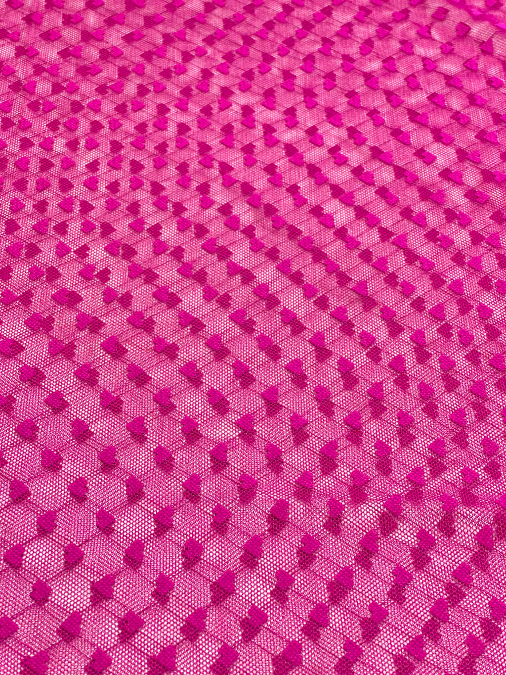 (MESH) TINY MAGENTA HEARTS