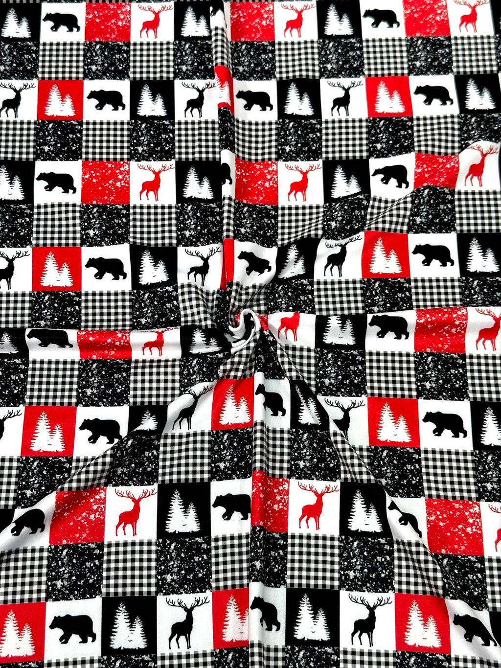 (DBP) BLACK BEAR, REINDEERS AND CHECKERED ON OFF WHITE