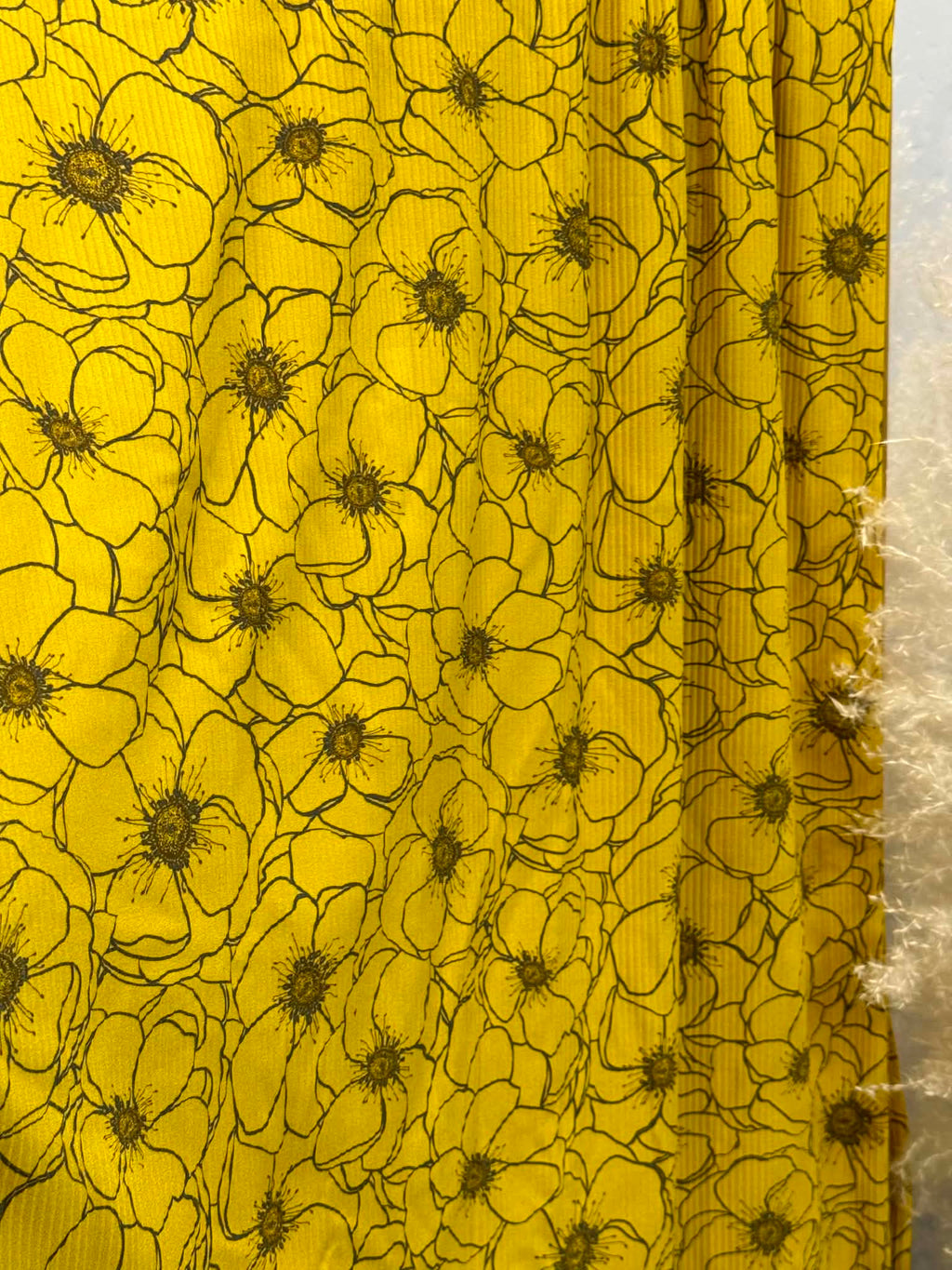 (SWIM RIB) FLORAL PATTERN ON VINTAGE YELLOW