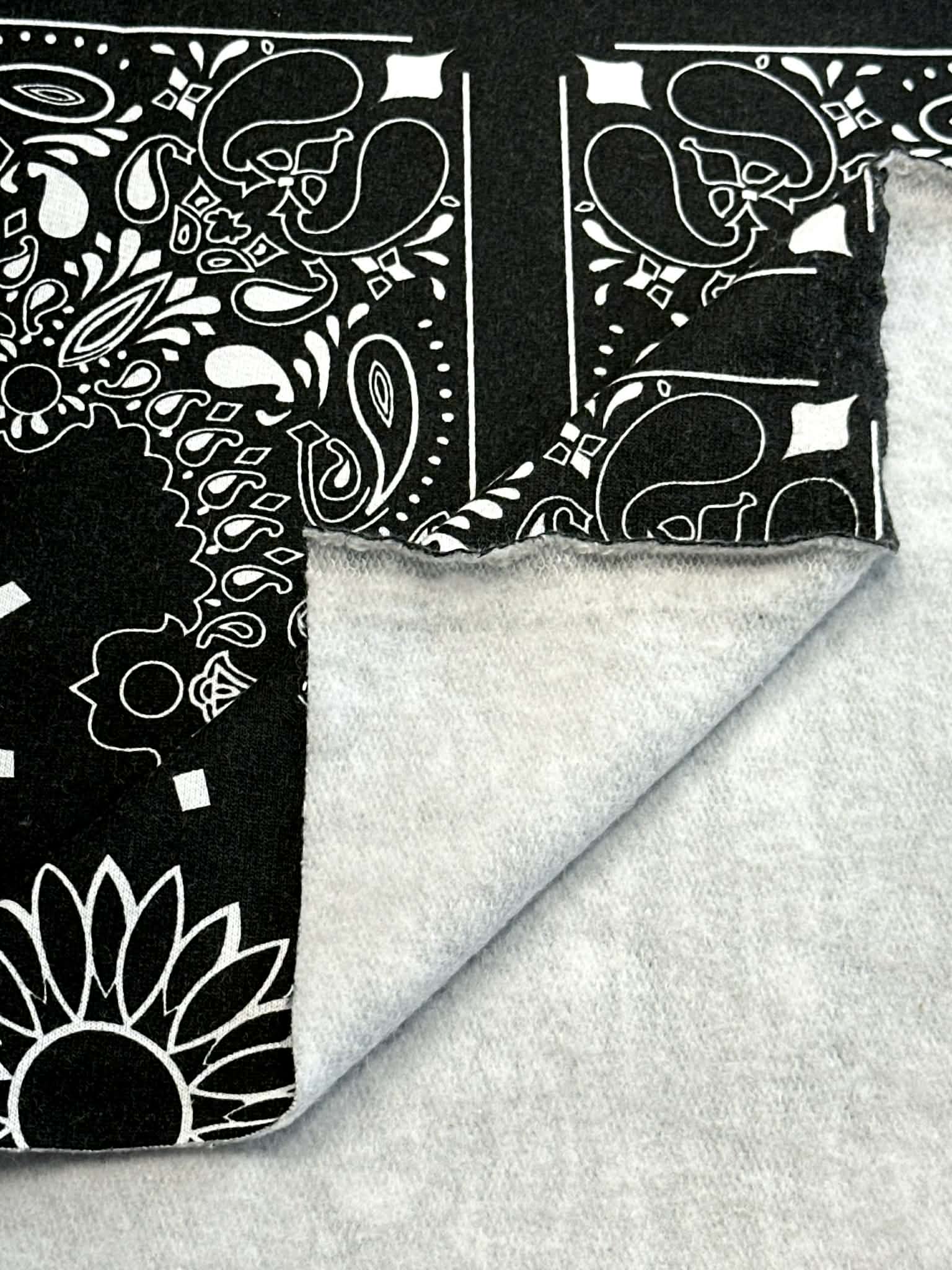 (BRUSHED FRENCH TERRY) BLACK AND OFF WHITE BANDANA PATTERN