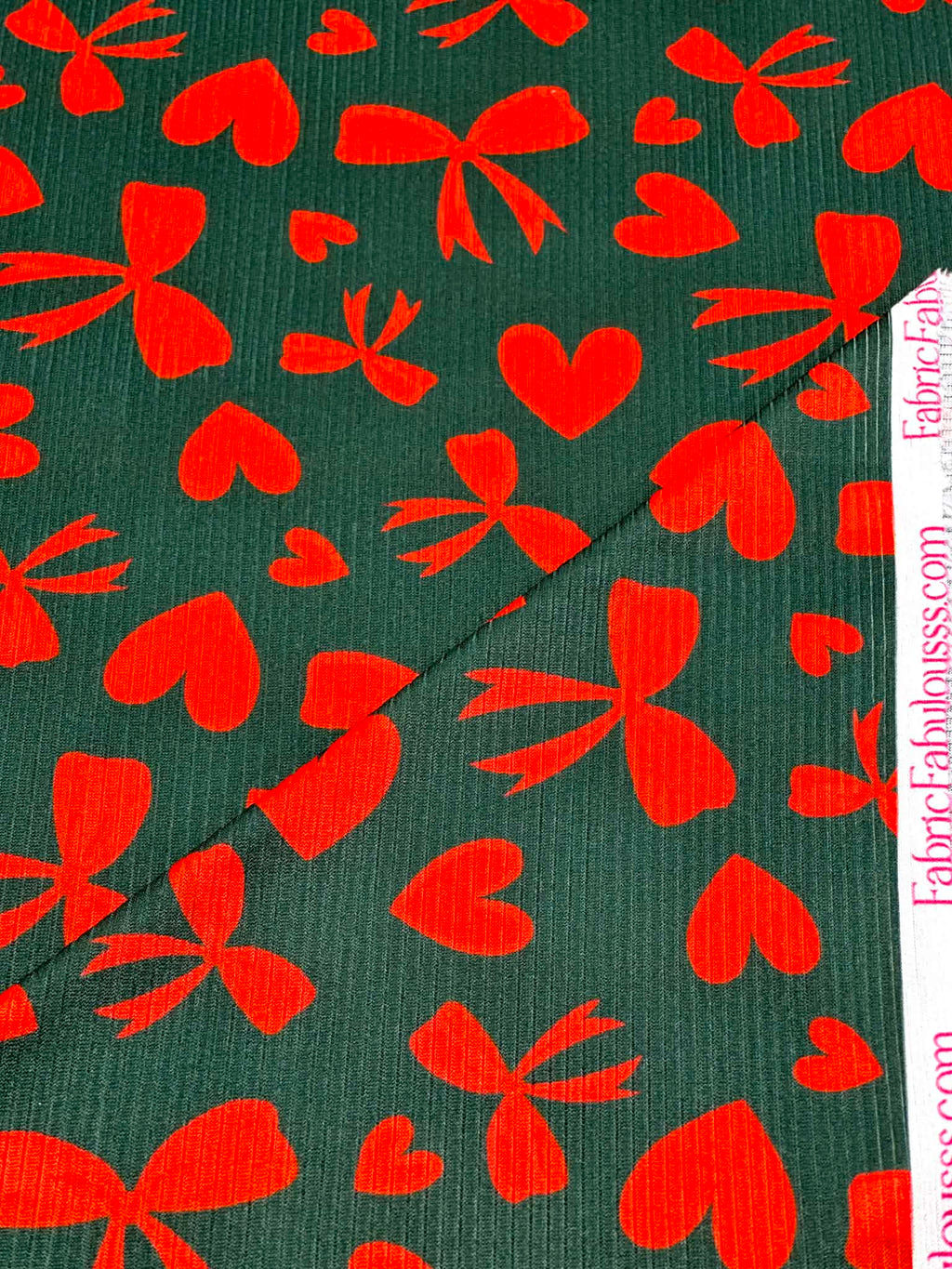 (4X2 YUMMY RIB) RED HEARTS AND BOWS ON VINTAGE DARK GREEN(2)