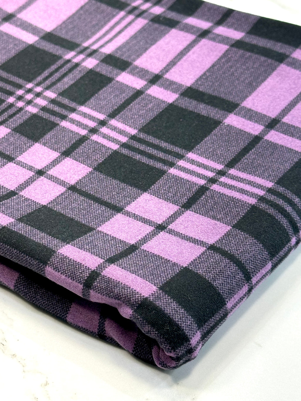 (DBP) PURPLE AND BLACK PLAID