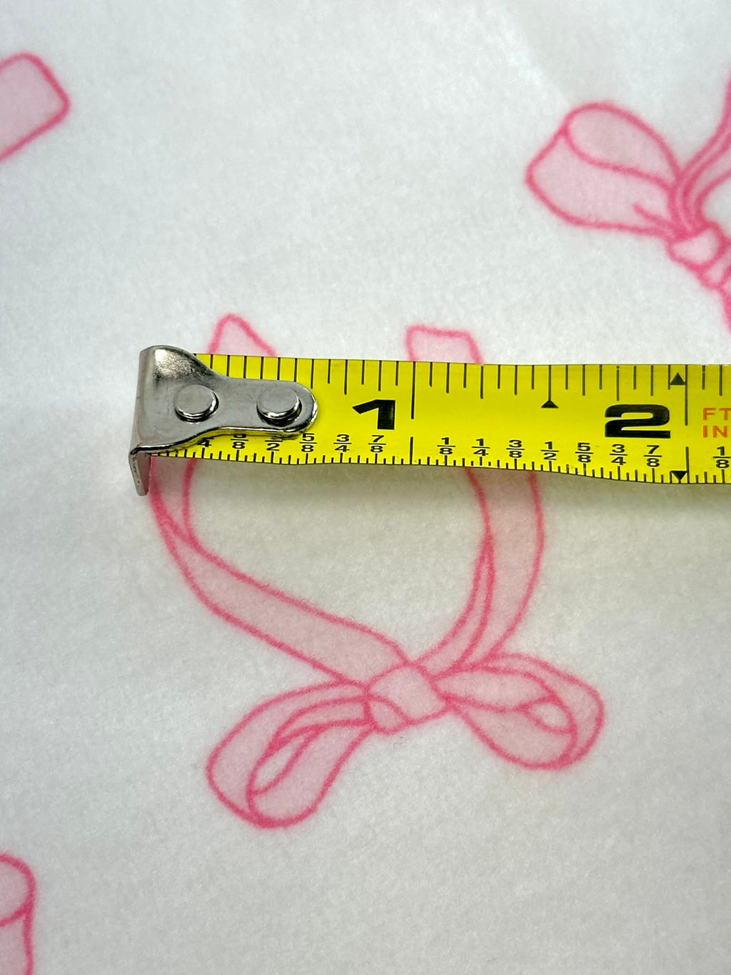 (BRUSHED SWEATER KNIT) PINK BOWS ON OFF WHITE