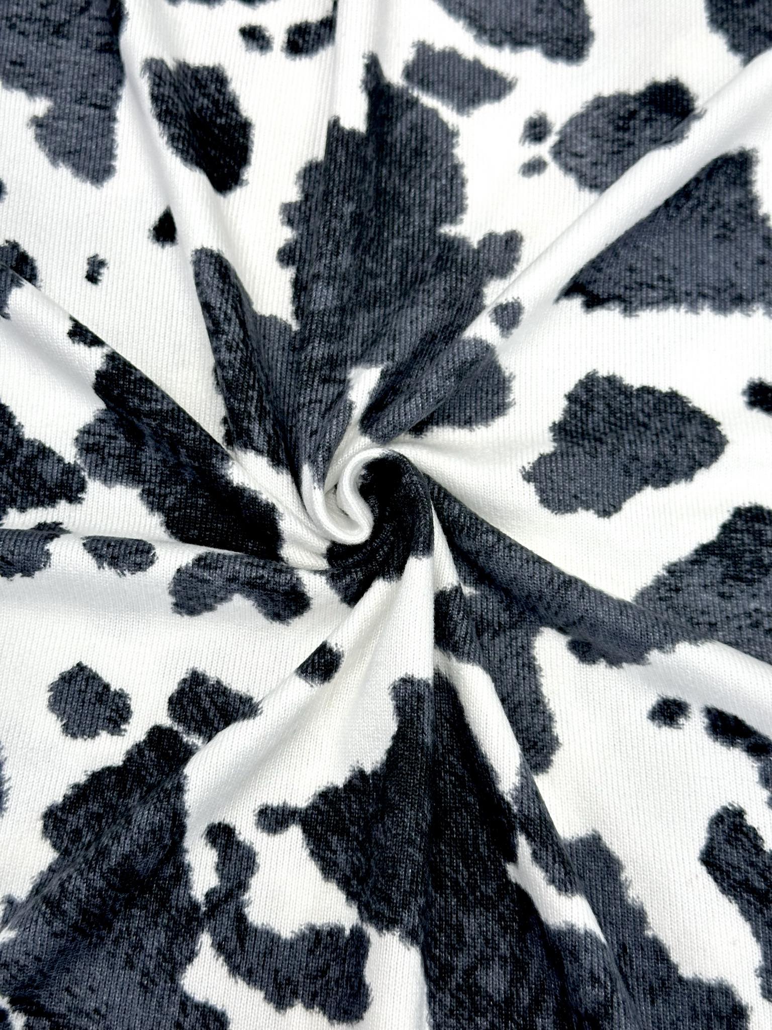 (SWEATER/OAKLEY KNIT) VINTAGE BLACK COW FUR PRINT ON OFF WHITE