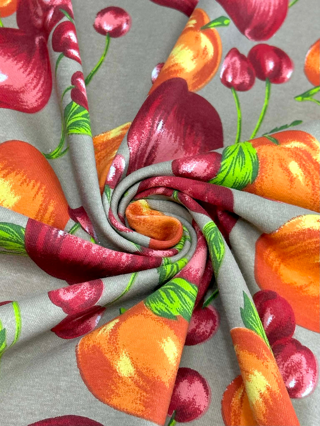 (COTTON SPANDEX) APPLES ON TAN