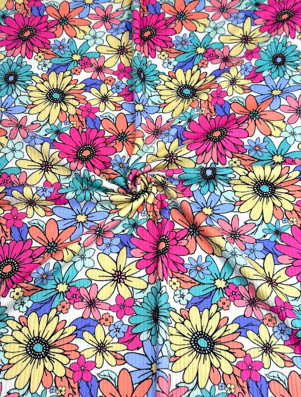 (YUMMY RIB) NEW MINT, LIGHT YELLOW AND FUCHSIA FLOWERS ON WHITE (3)