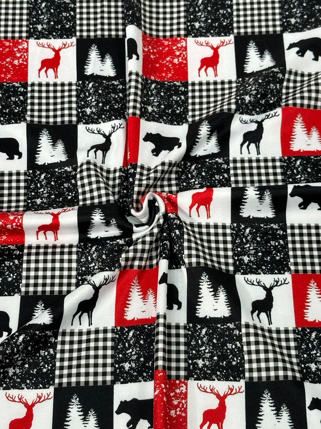 (DBP) BLACK BEAR, REINDEERS AND CHECKERED ON OFF WHITE