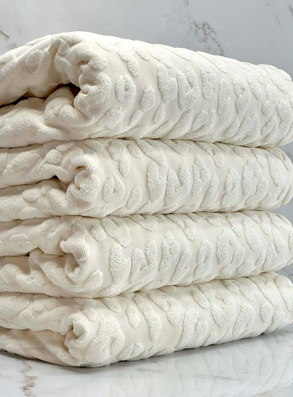(TOWEL) IVORY LEOPARD