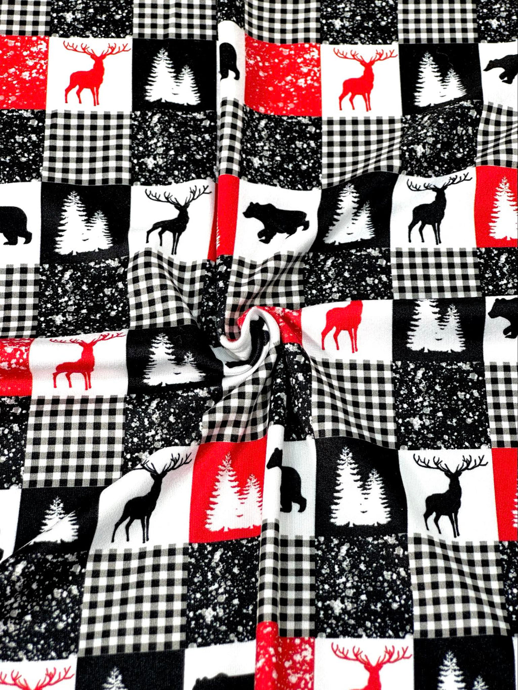 (DBP) BLACK BEAR, REINDEERS AND CHECKERED ON OFF WHITE