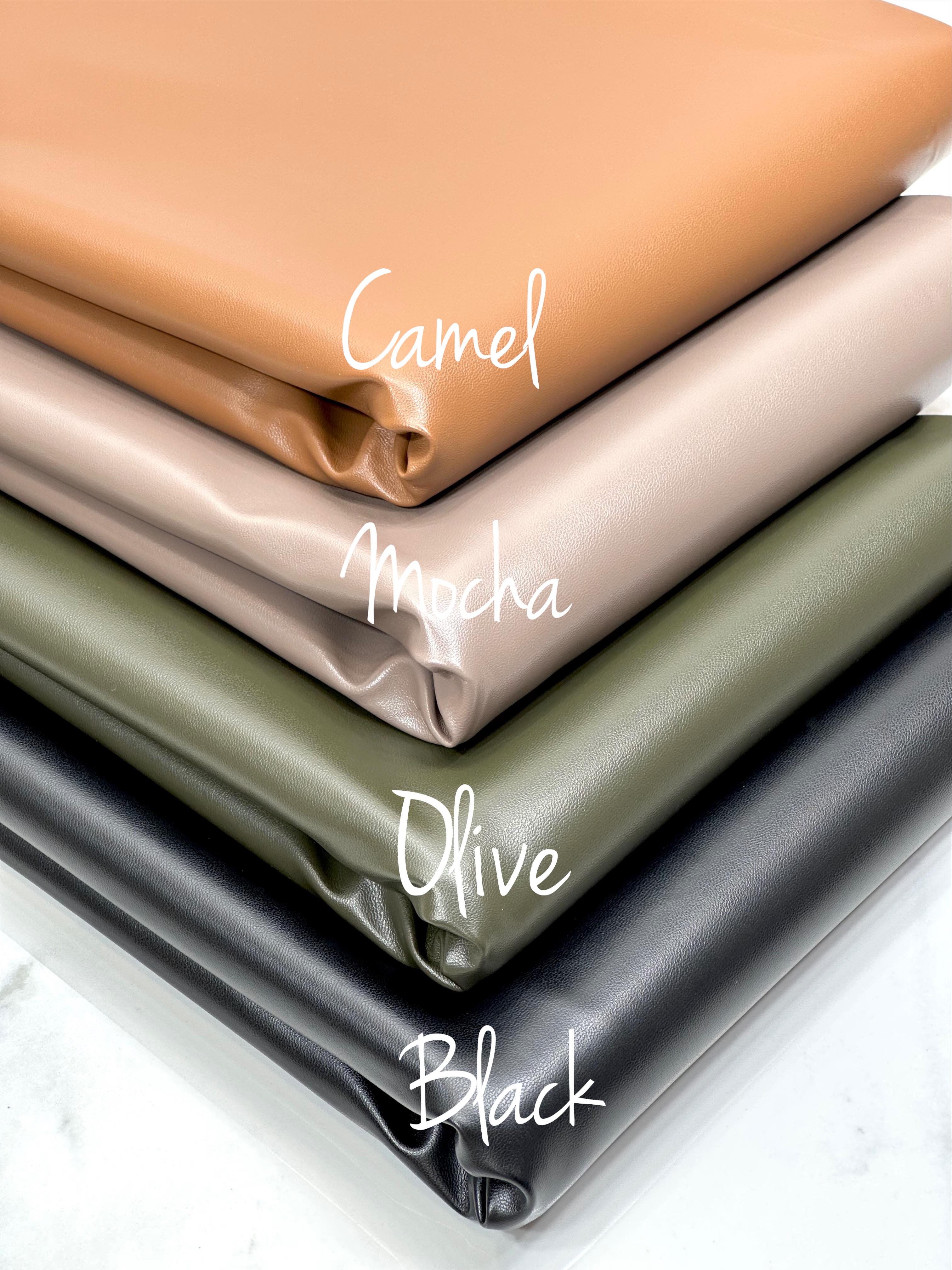 (PLEATHER) MOCHA