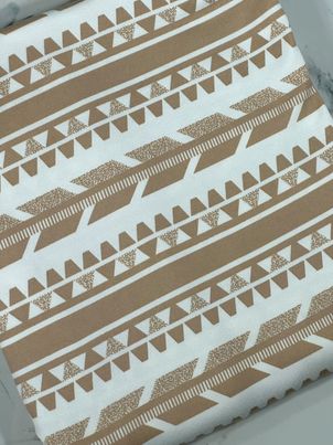 (DBP) TAUPE GEO PRINT ON OFFWHITE