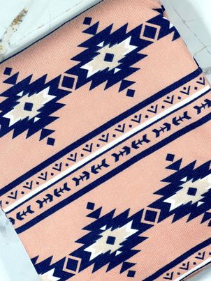 (SWEATER KNIT) NAVY AND OFFWHITE WESTERN PATTERN ON SALMON