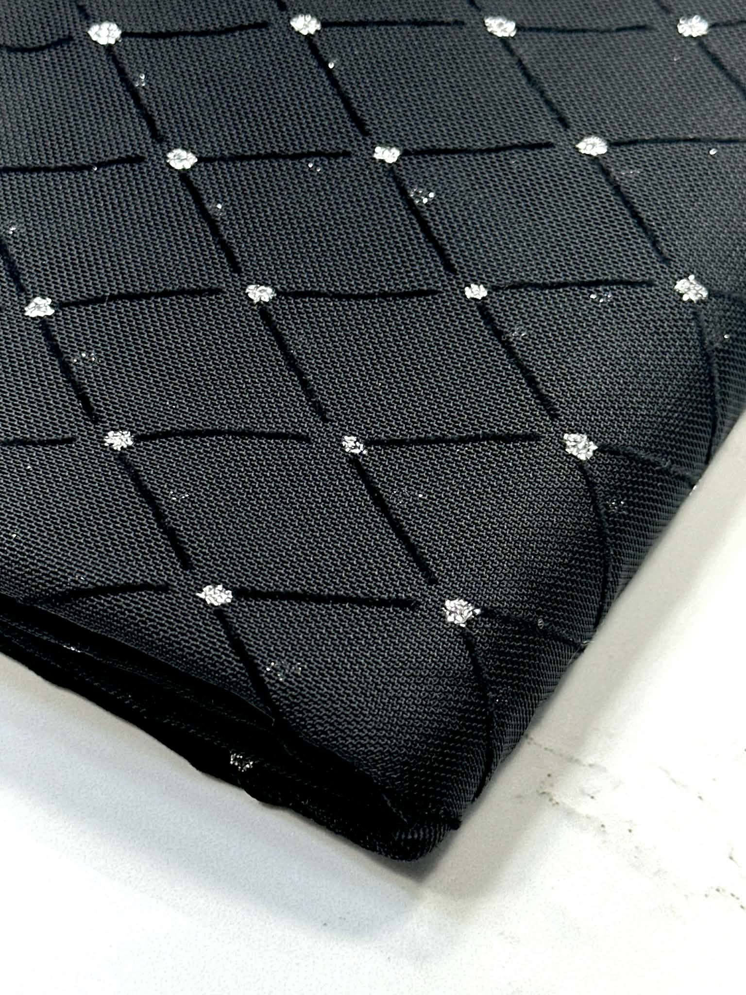 (MESH) SILVER GLITTER AND DIAMOND PATTERN ON BLACK