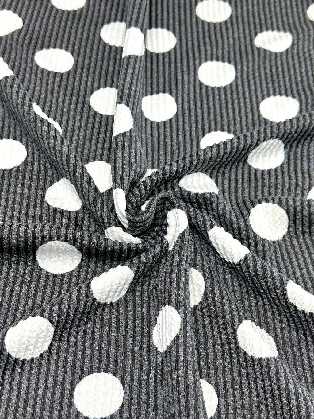 (URBAN RIB) WHITE POLKA DOTS ON CHARCOAL