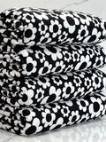 (YUMMY 4X2 RIB) OFF WHITE RETRO FLOWERS ON BLACK(3)