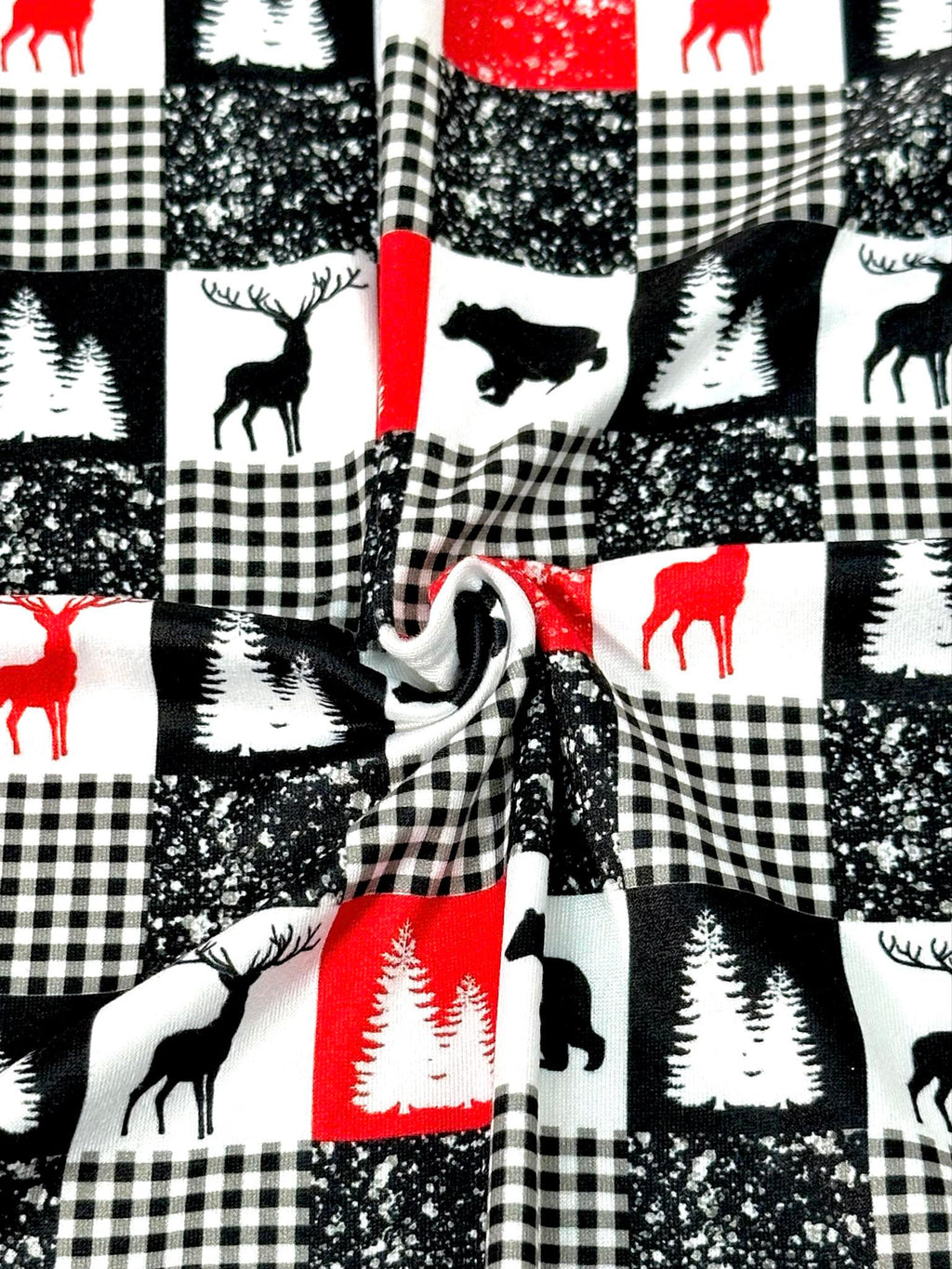 (DBP) BLACK BEAR, REINDEERS AND CHECKERED ON OFF WHITE