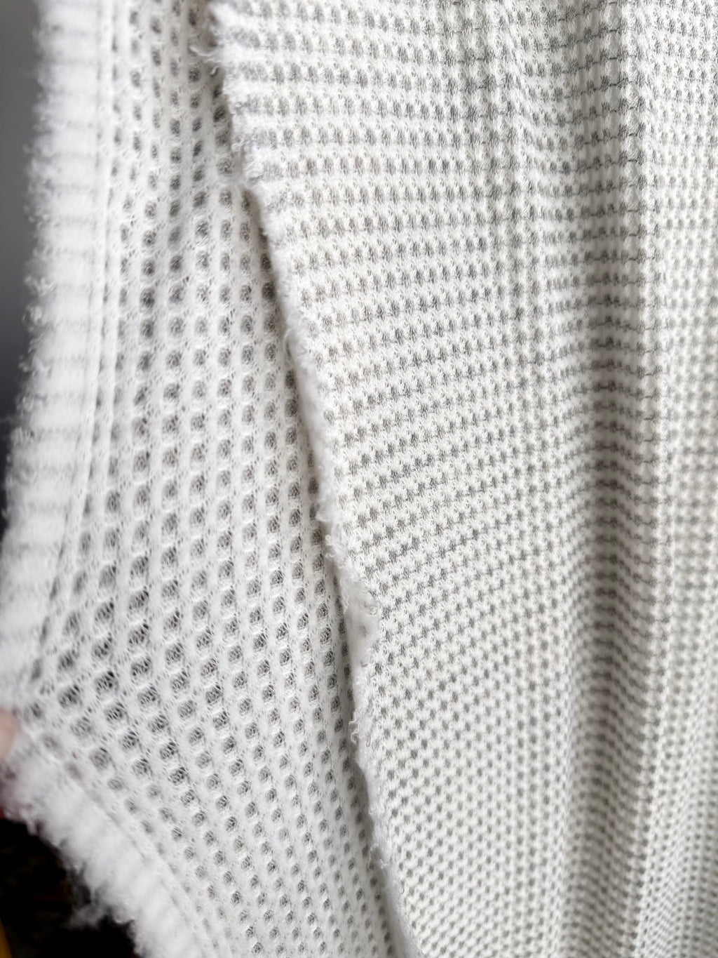 (WAFFLE BRUSHED) GRAY AND WHITE