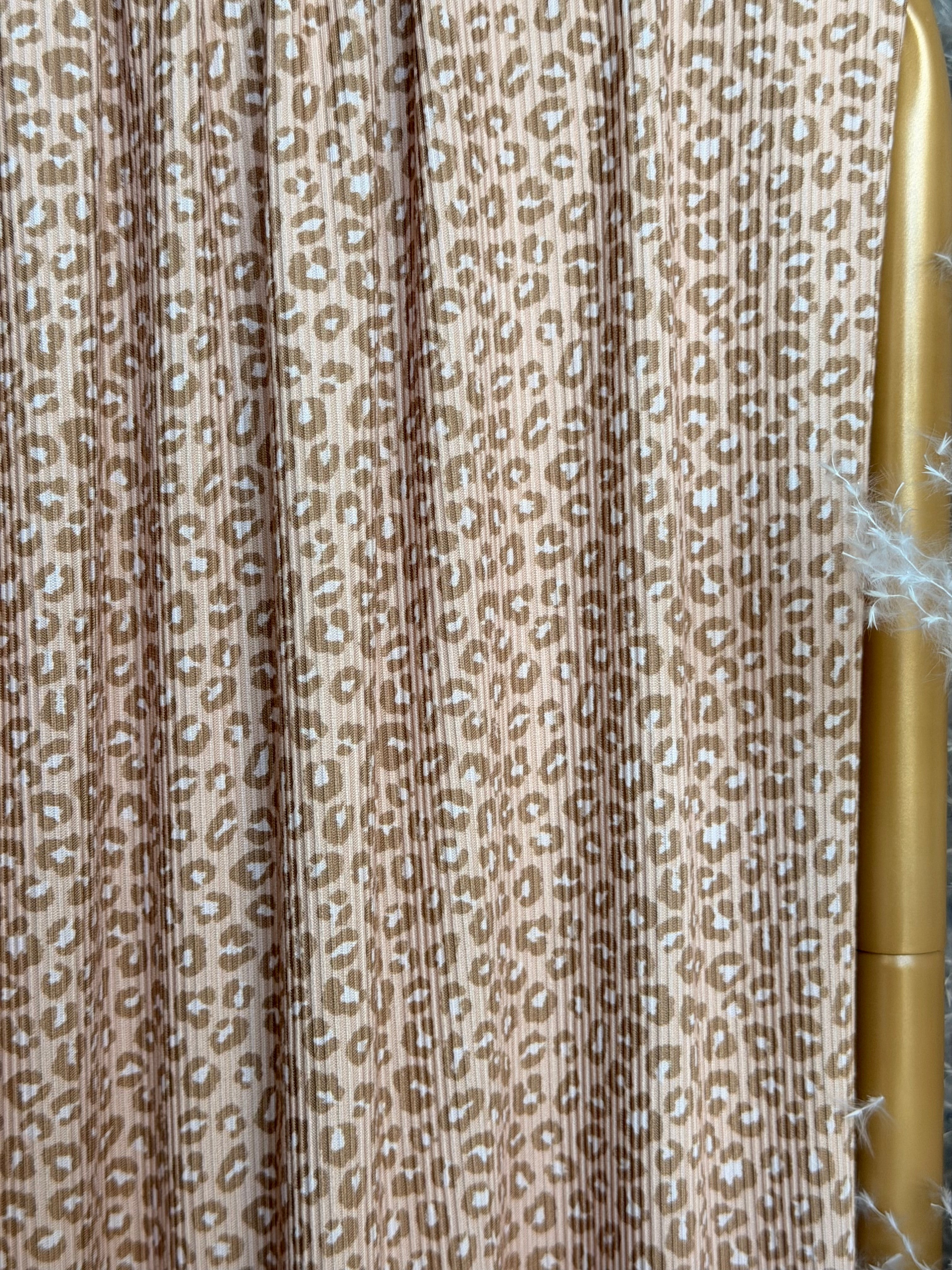 (2X2 YUMMY RIB) TAUPE CHEETAH