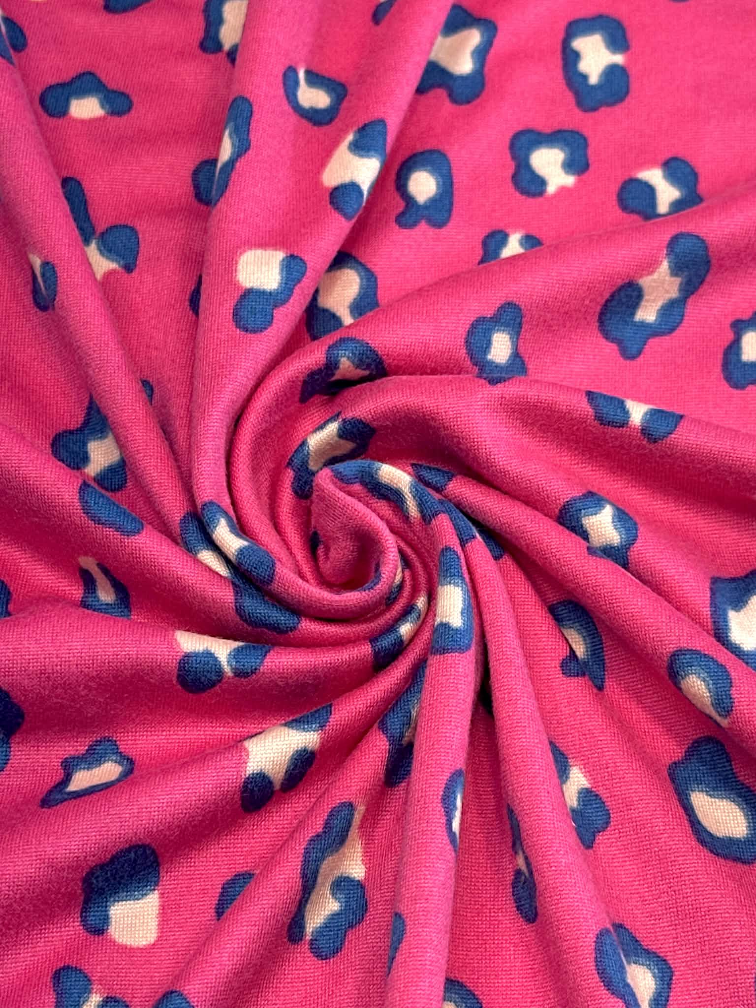 (DBP) TEAL CHEETAH ON FUCHSIA