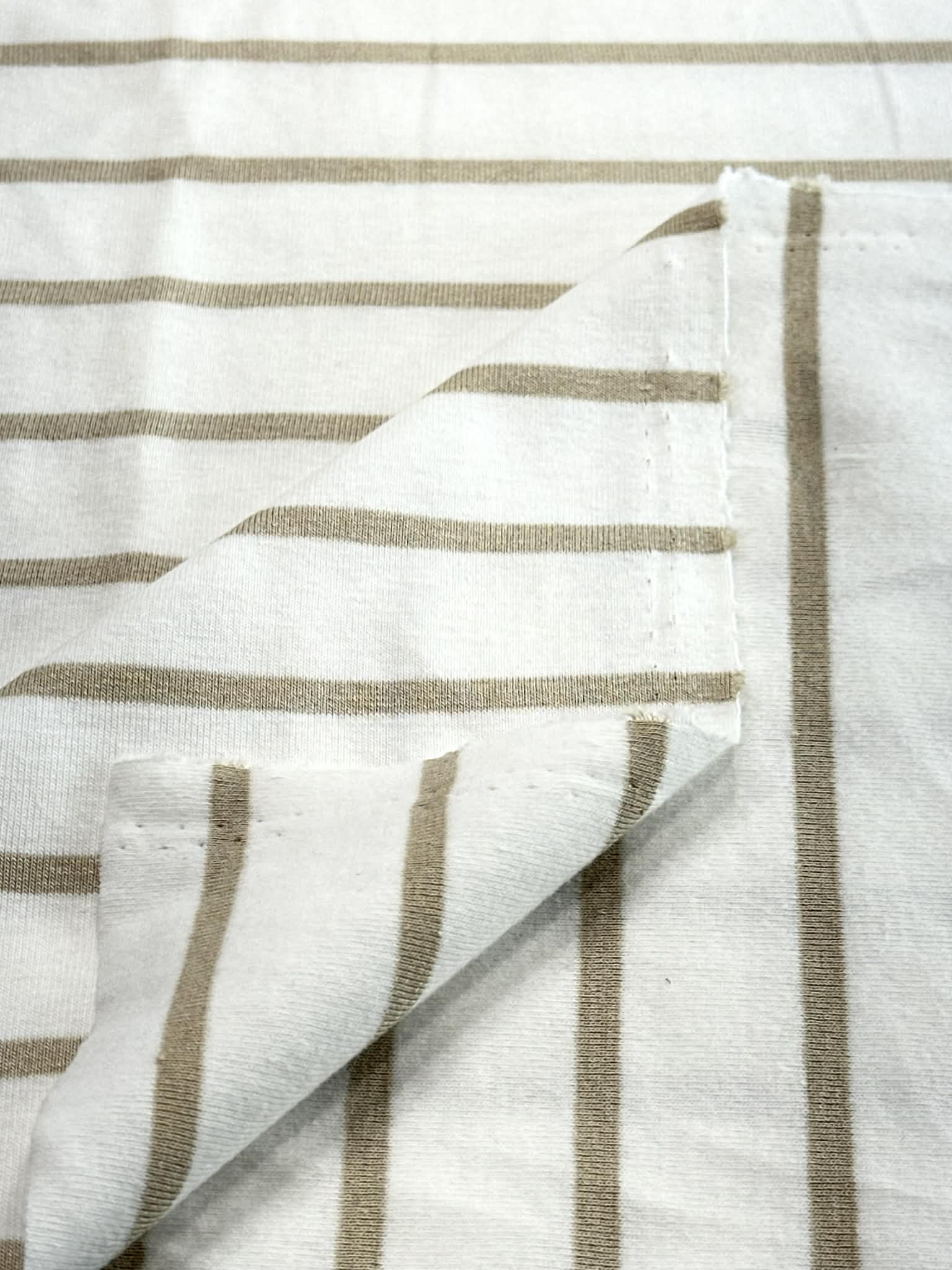 (BABY RIB) VINTAGE GOLD STRIPES ON OFF WHITE