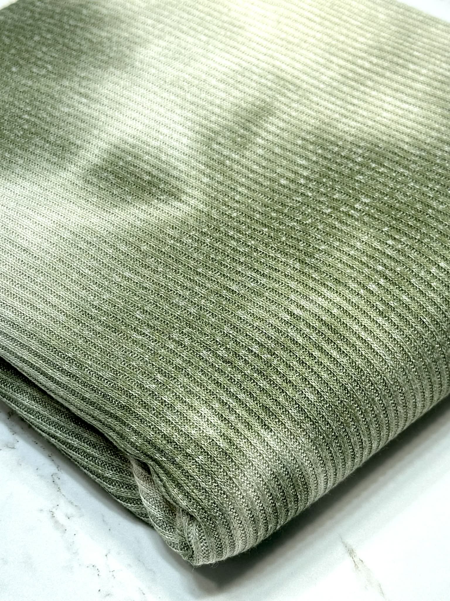 (CASHMERE RIB BRUSHED) OLIVE AND CREAM TIE DYE