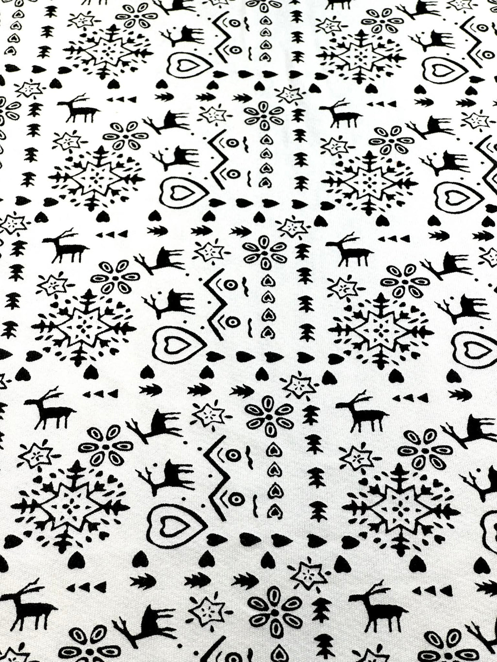 (FRENCH TERRY) BLACK REINDEERS, HEARTS, AND SNOWFLAKES PATTERN ON OFF WHITE (2)