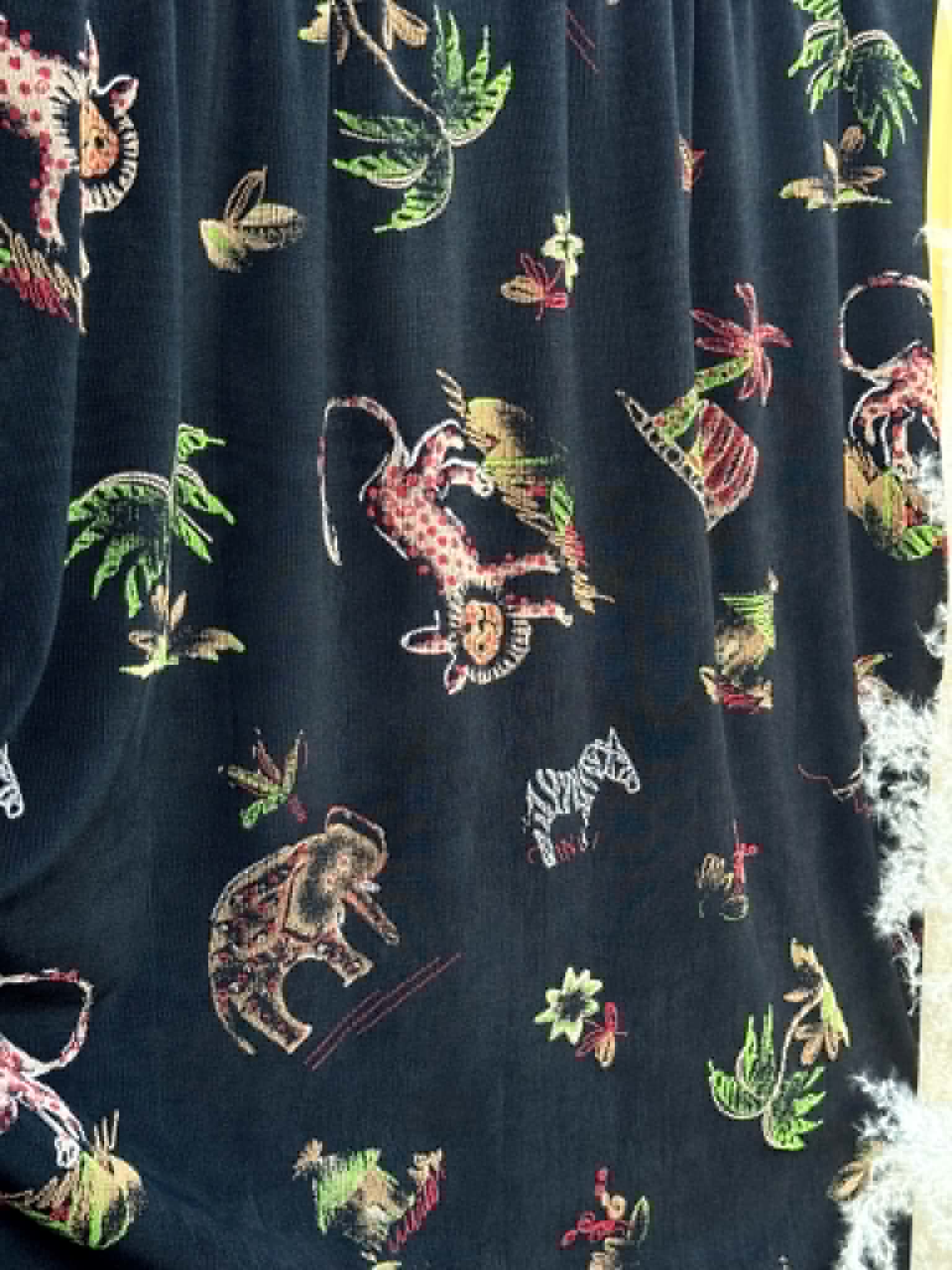 (KNIT) SAFARI PRINT ON BLACK