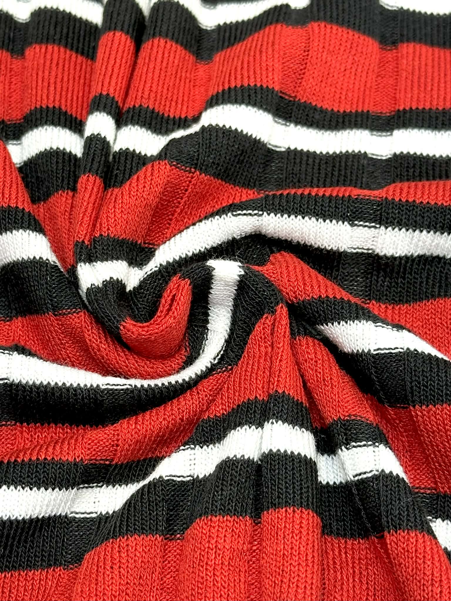 (SWEATER RIB) BLACK AND WHITE STRIPES ON RED