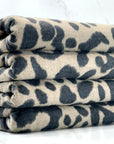 (SWEATER KNIT) BLACK LEOPARD ON TAN