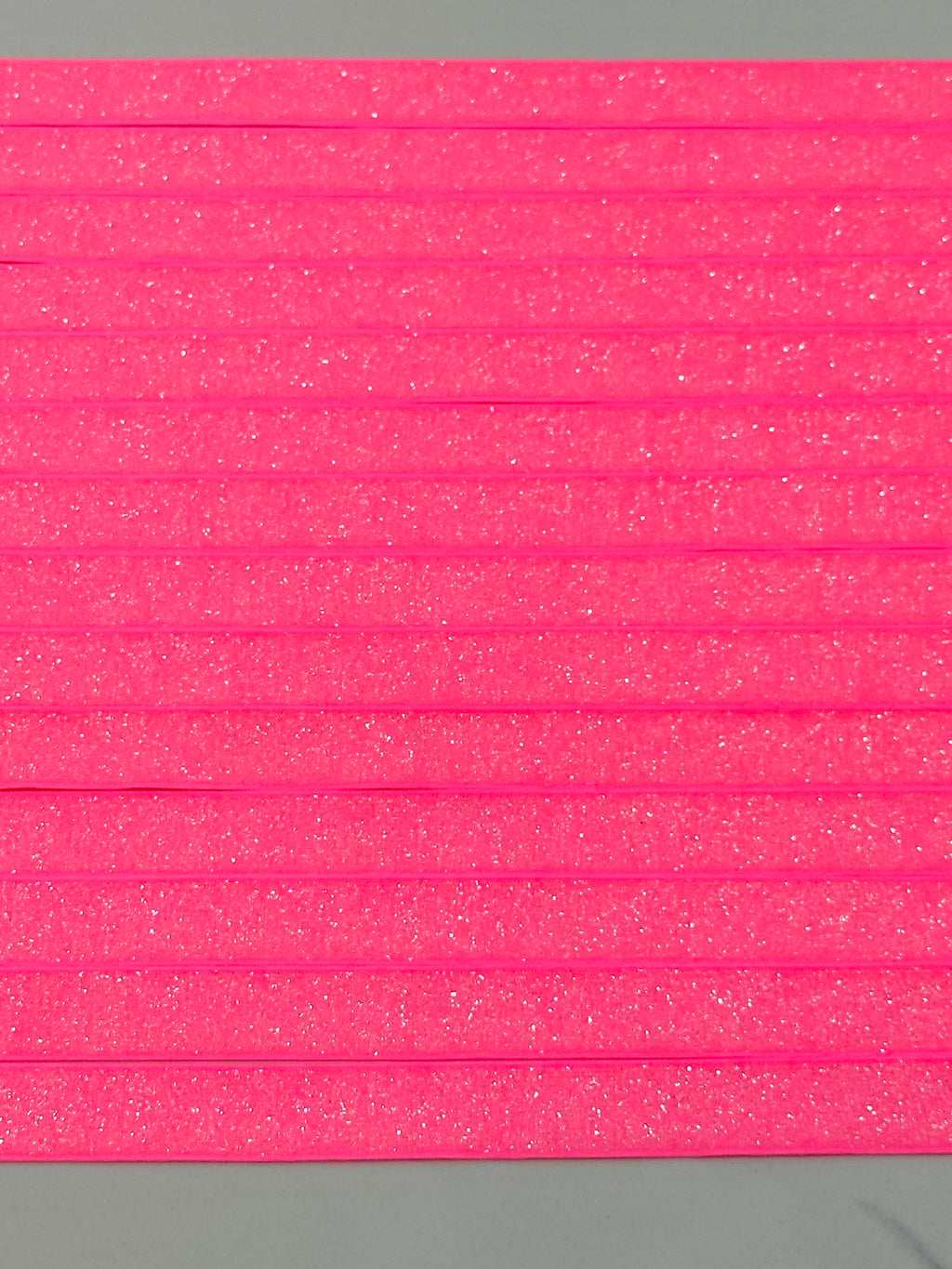 (TRIM) 5/8 ELASTIC NEON PINK SHIMMER