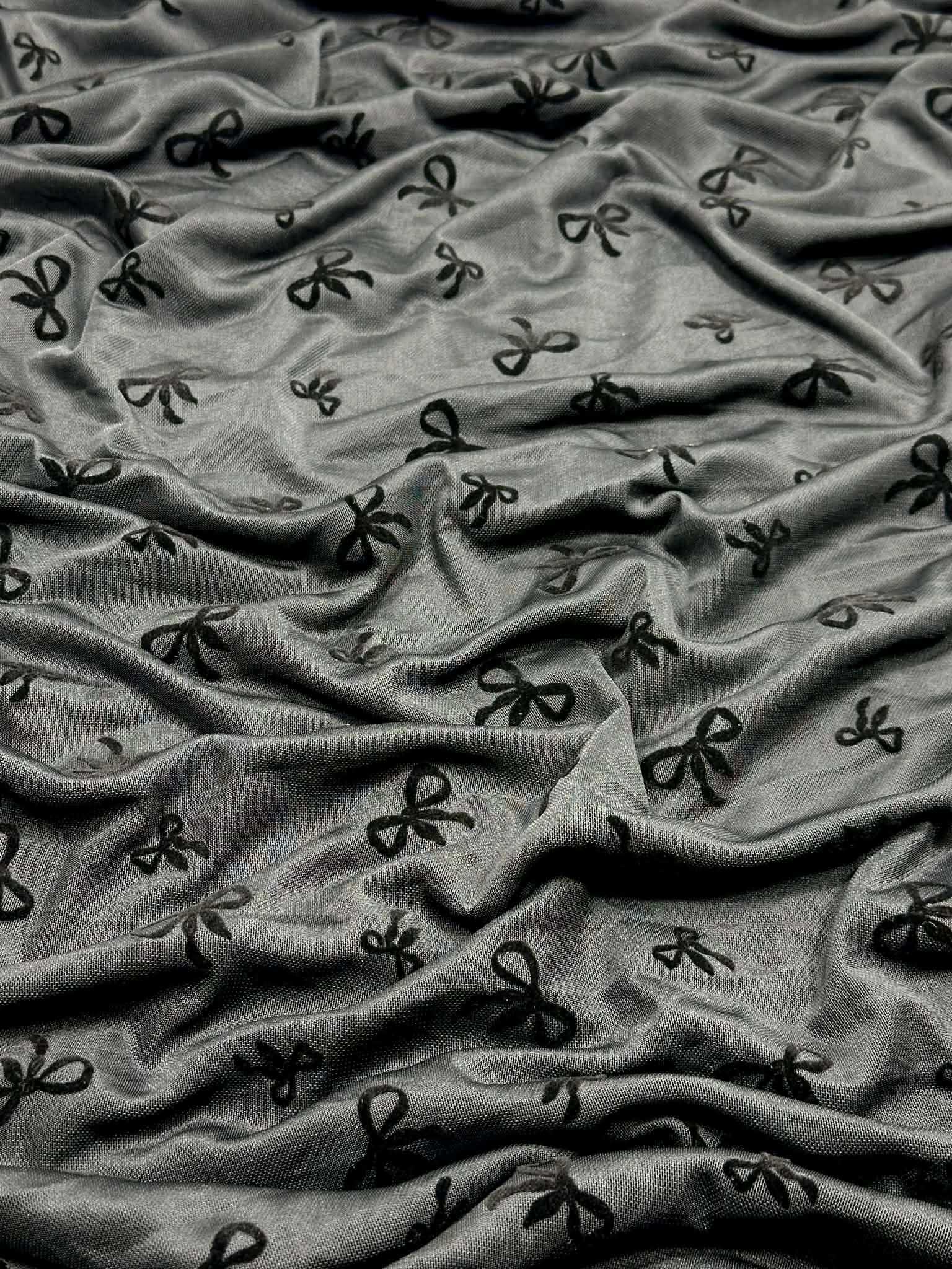 (MESH) BLACK 3D BOWS ON BLACK