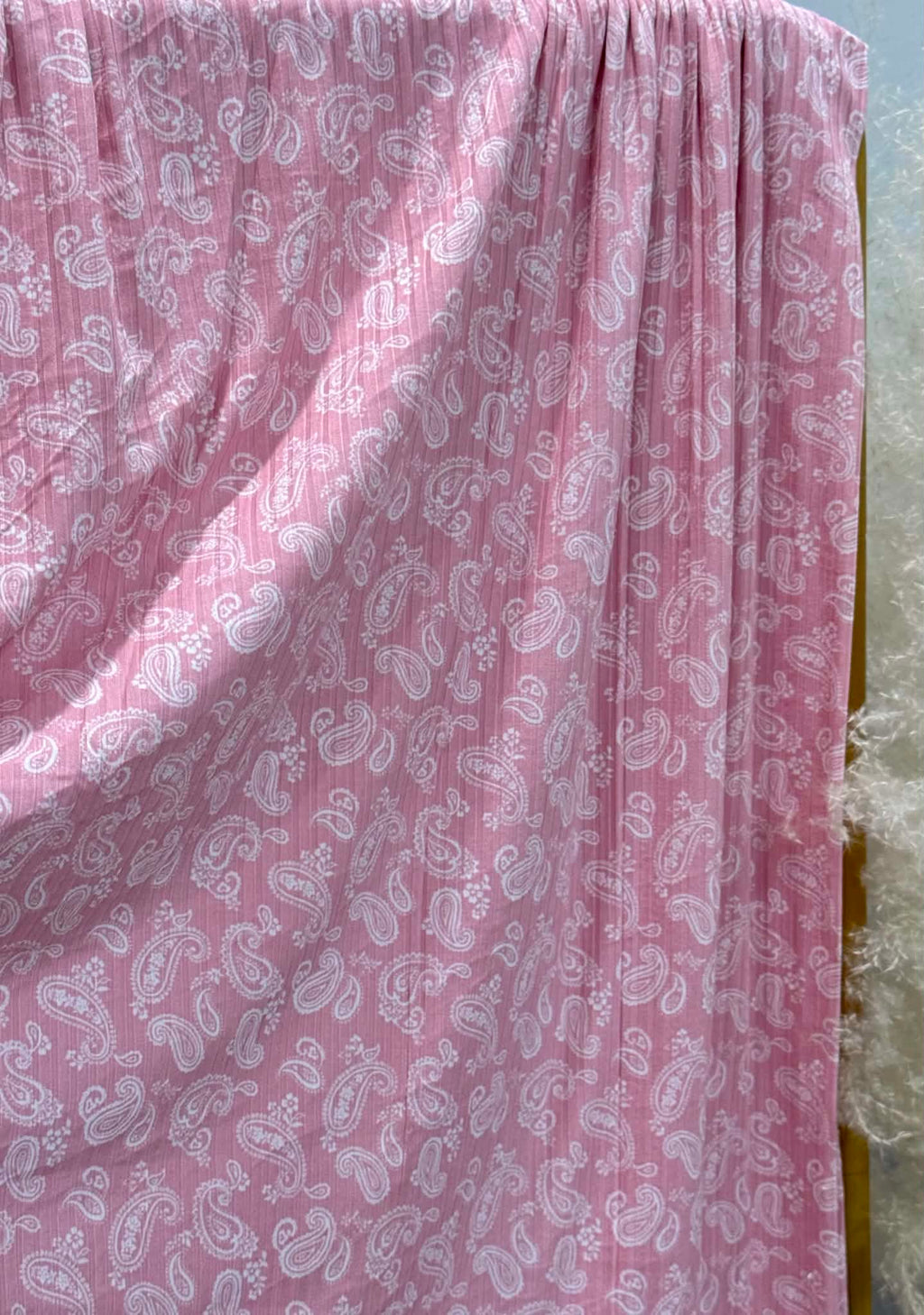 (WIDE RIB) PINK PAISLEY PRINT