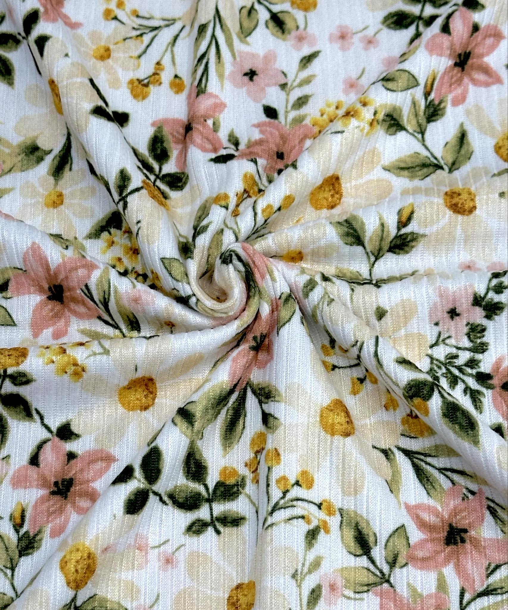 (YUMMY RIB) BLUSH AND IVORY FLOWERS ON OFF WHITE(3)