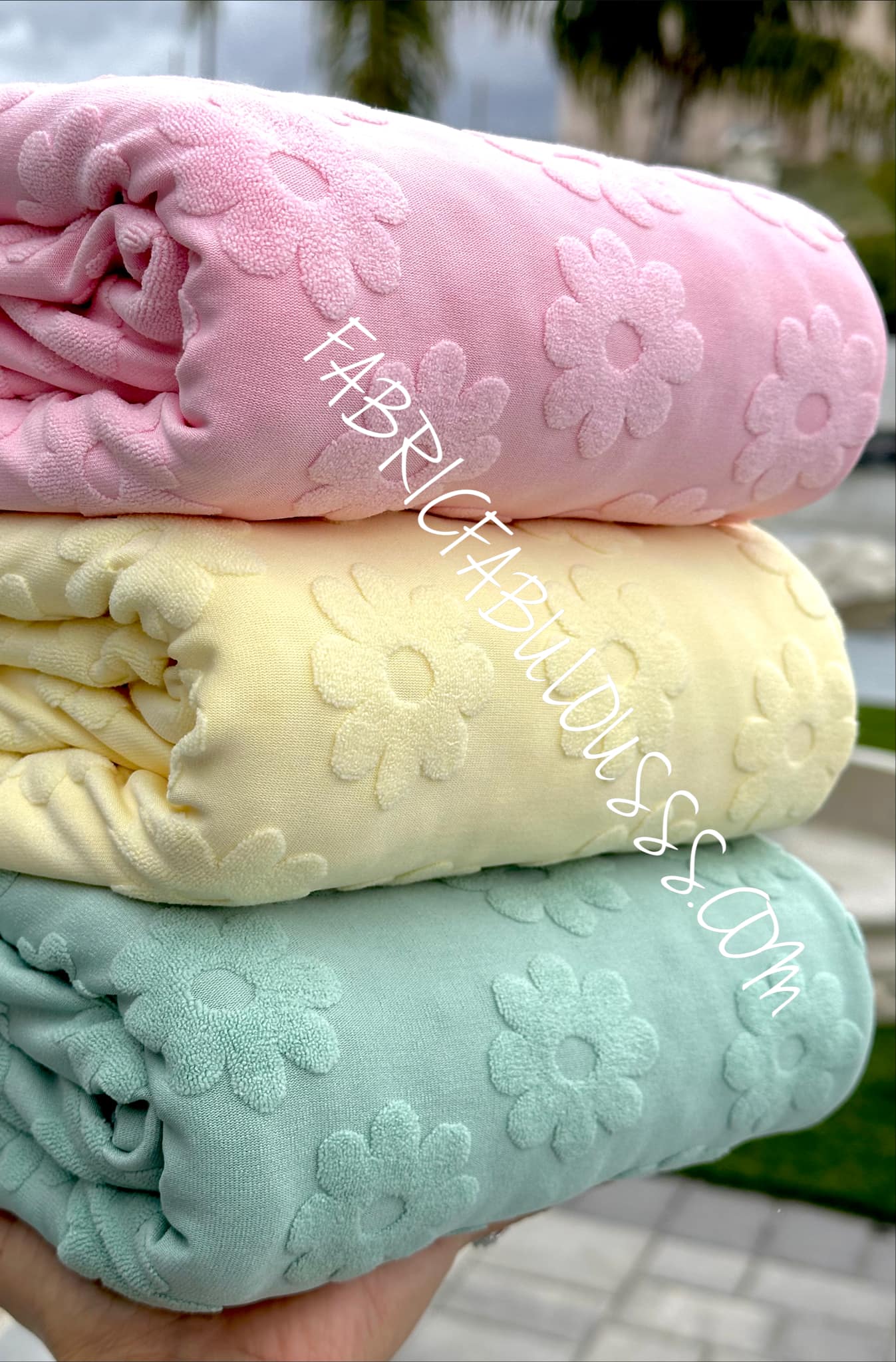 (TOWEL) SAGE DAISY FLOWERS