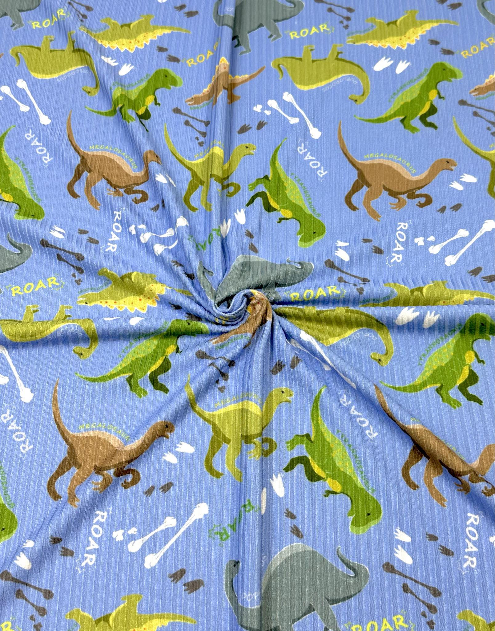 (YUMMY RIB) GREEN, BROWN, AND ALOE DINOSAURS ON BLUE (1)