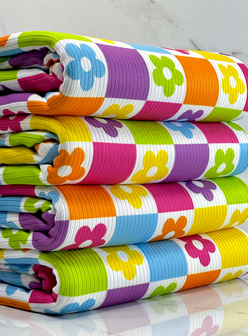 (4X2 YUMMY RIB) MEDIUM BRIGHT COLORFUL FLOWERS AND CHECKERED PATTERN (3)