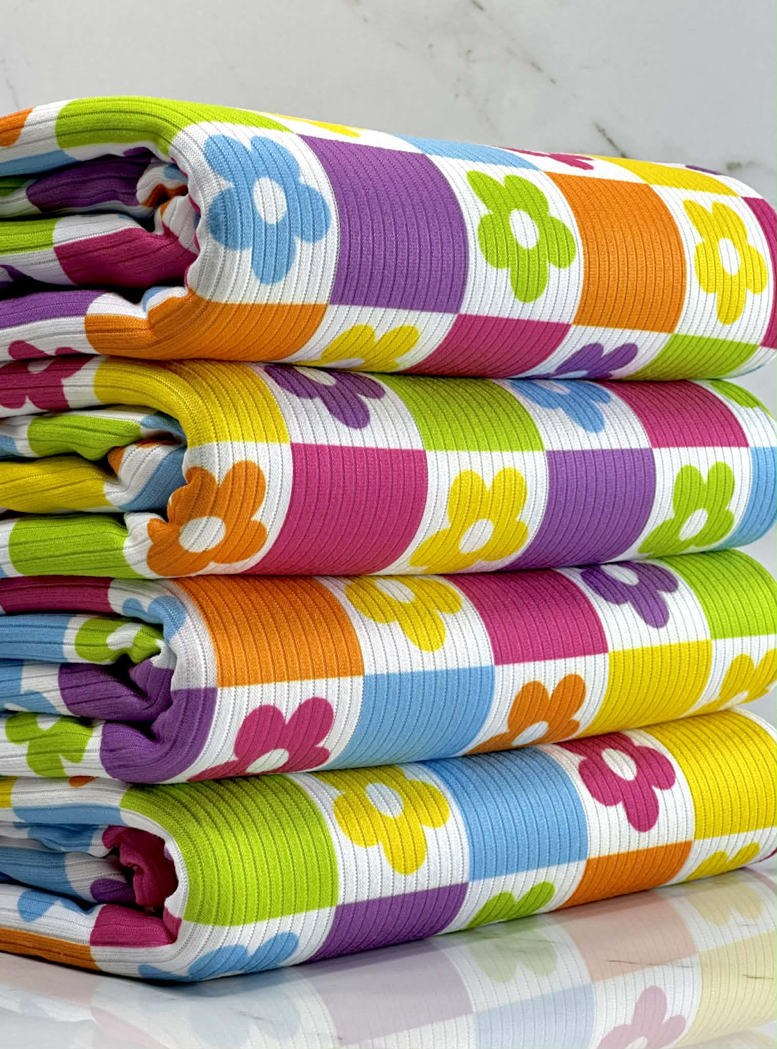 (4X2 YUMMY RIB) MEDIUM BRIGHT COLORFUL FLOWERS AND CHECKERED PATTERN (3)