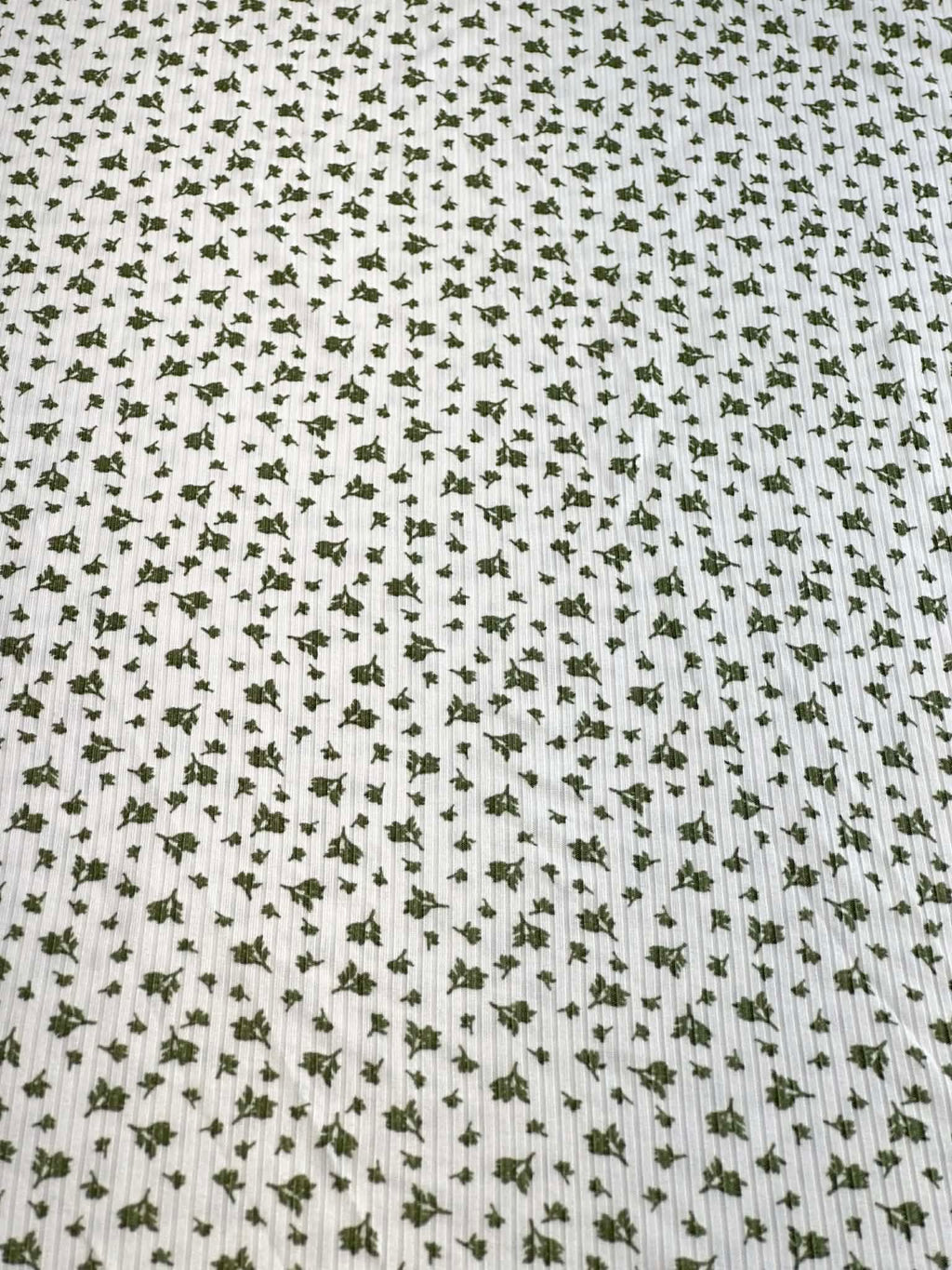 (4X2 YUMMY RIB) TINY OLIVE FLOWERS ON OFF WHITE