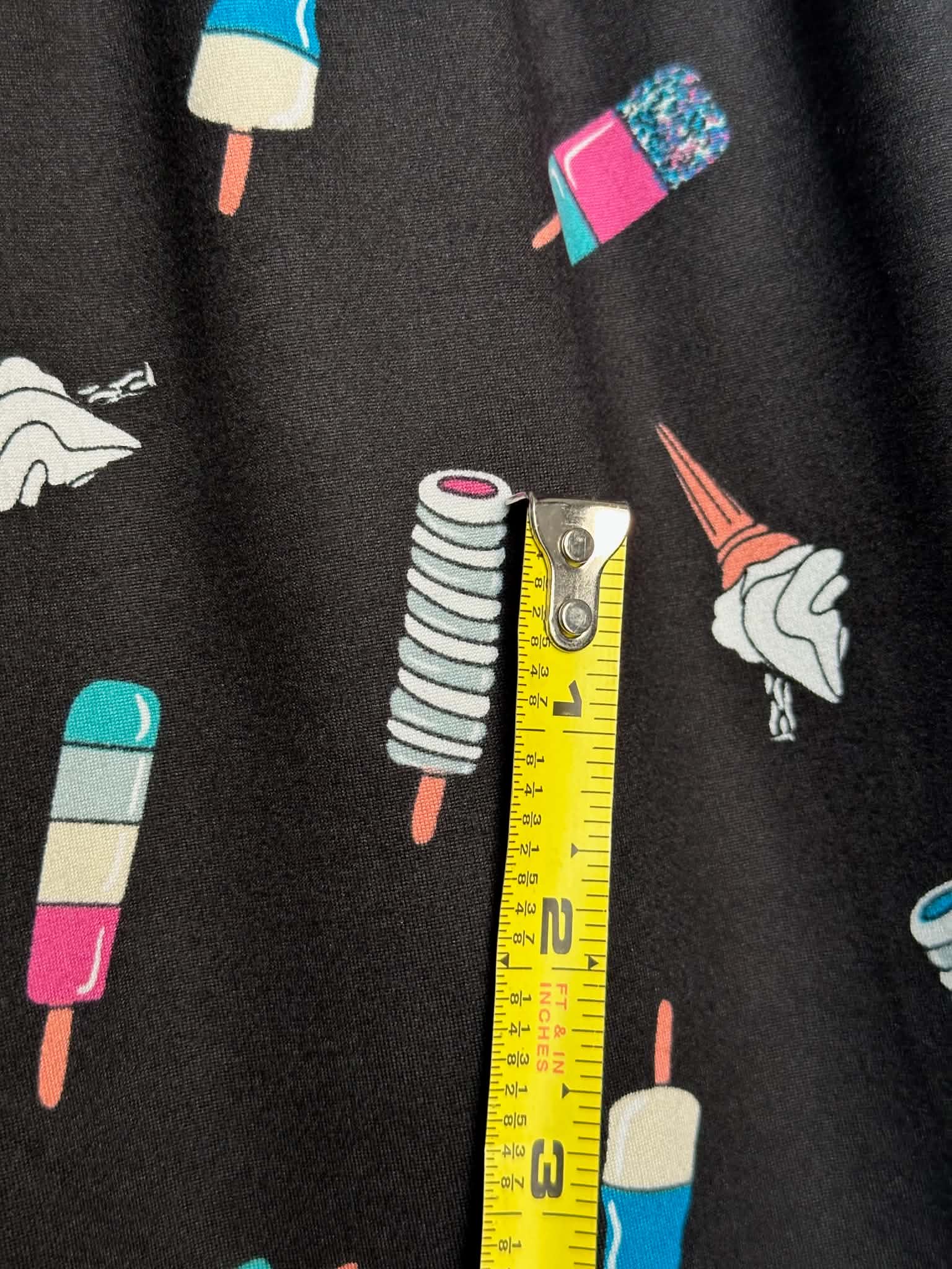 (DBP) POPCICLES ON BLACK