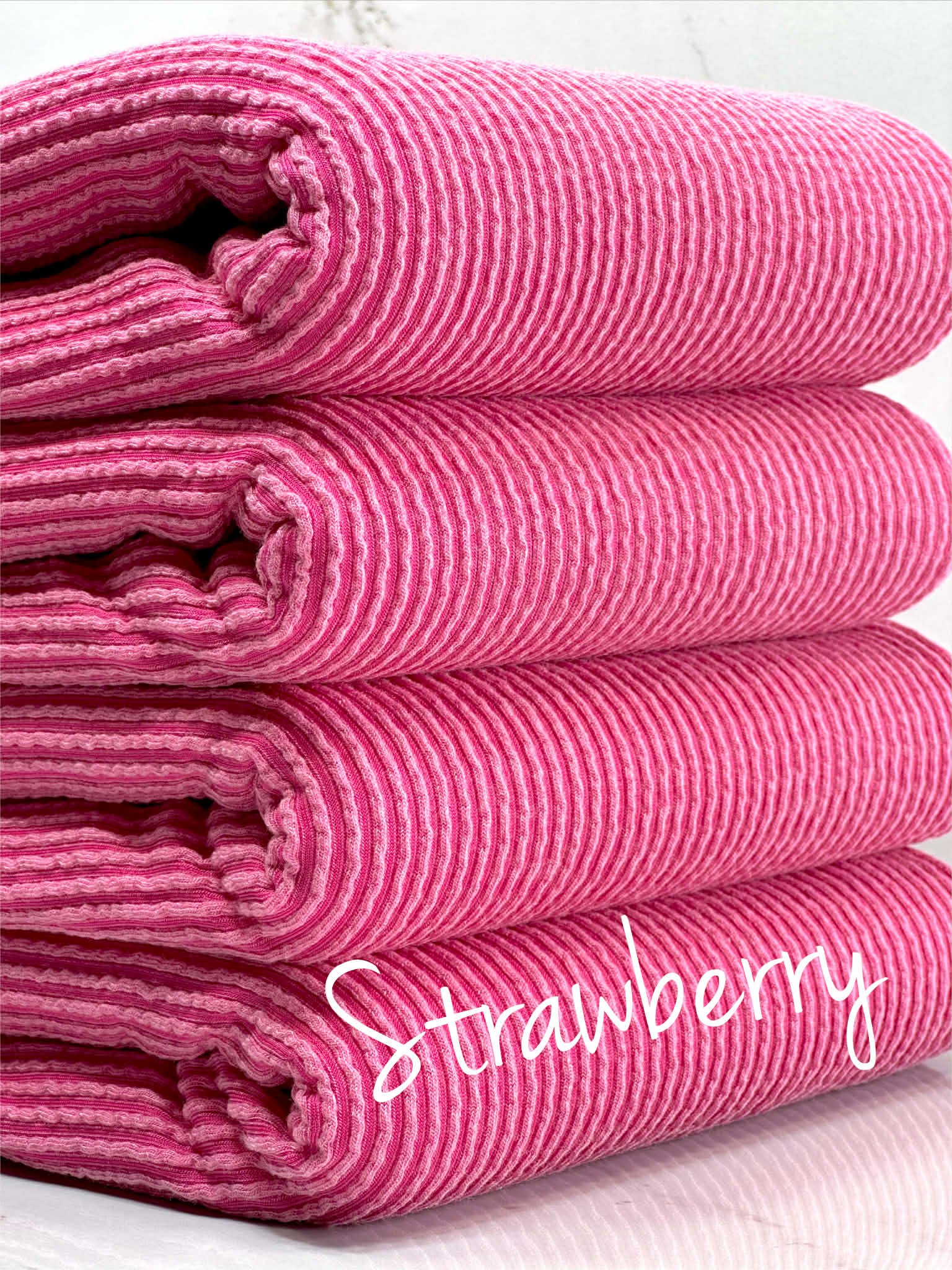 (URBAN RIB) STRAWBERRY
