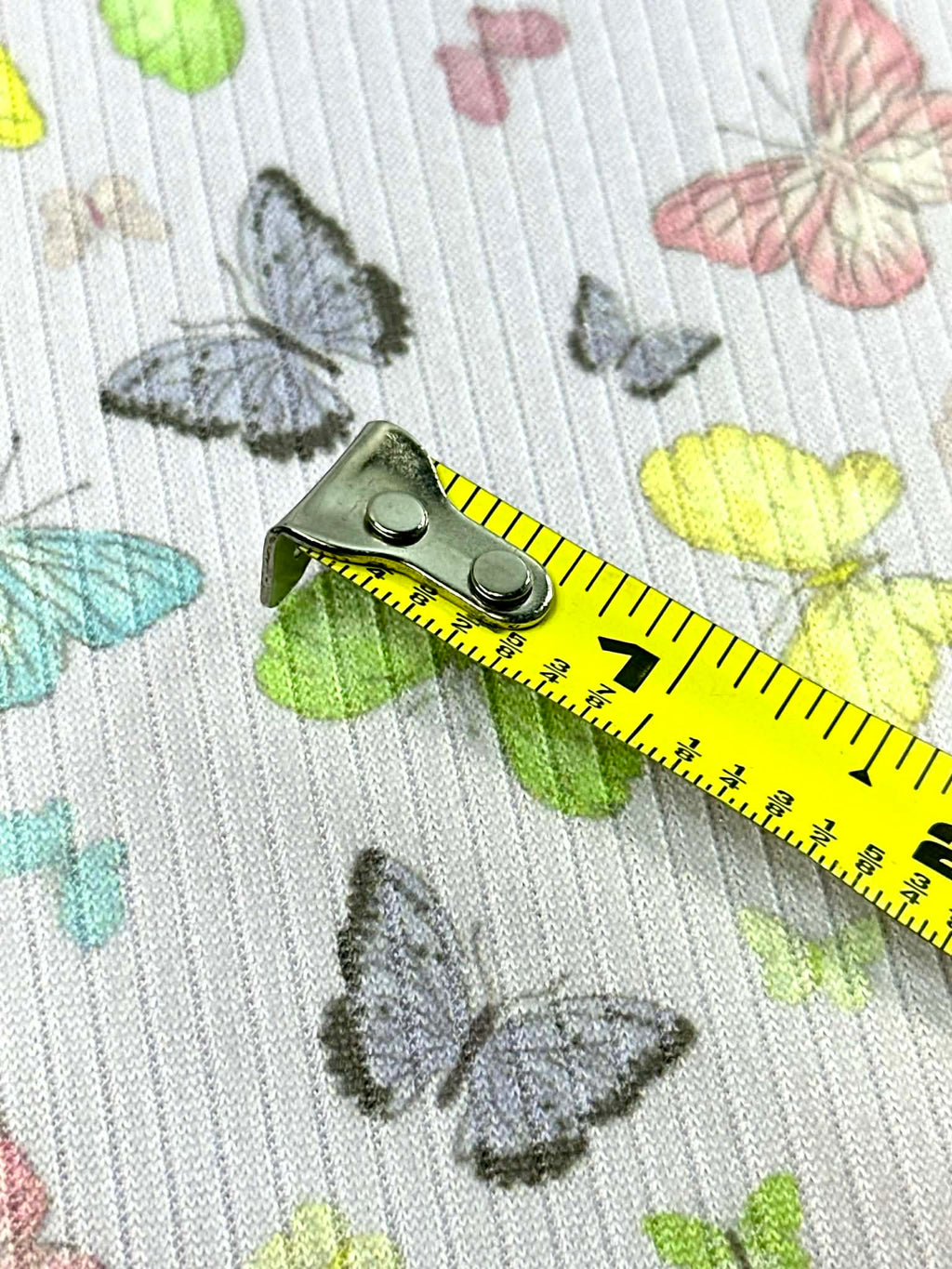 (4X2 YUMMY RIB) COLORFUL BUTTERFLIES ON LILAC (1)