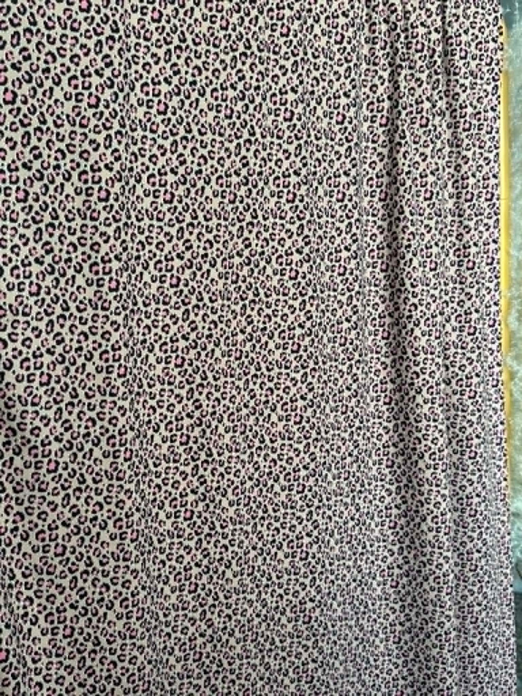 (DBP) TINY PINK AND BLACK CHEETAH ON TAN (3)