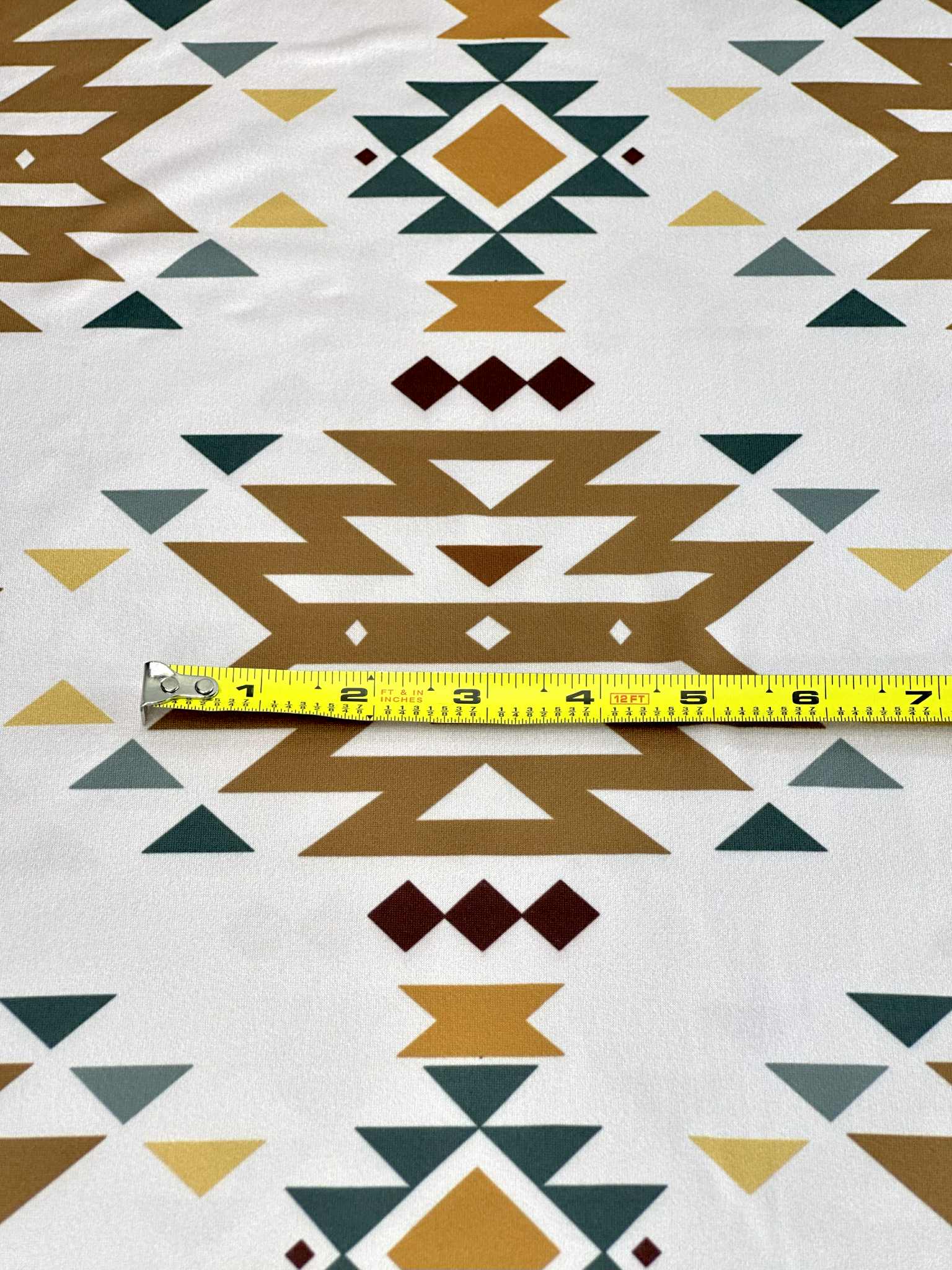 (DBP) BIG AZTEC PRINT ON IVORY