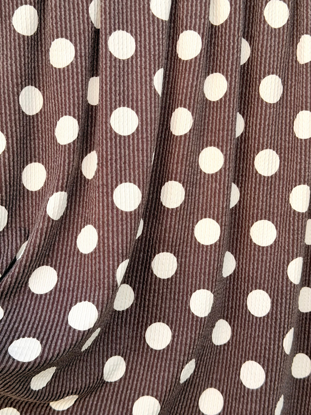 (URBAN RIB) WHITE POLKA DOTS ON BROWN
