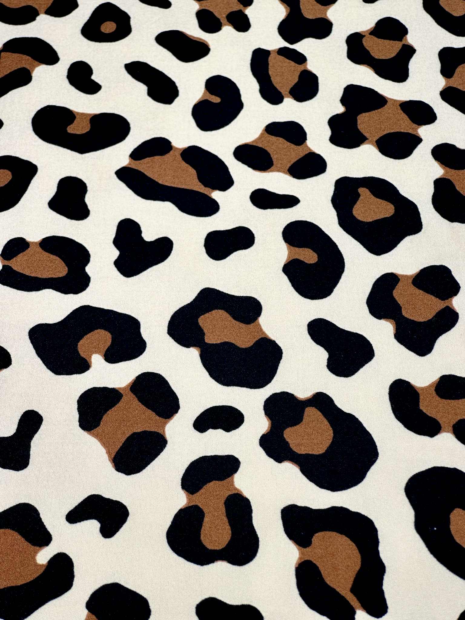 (DBP) CHEETAH PRINT ON CREAM