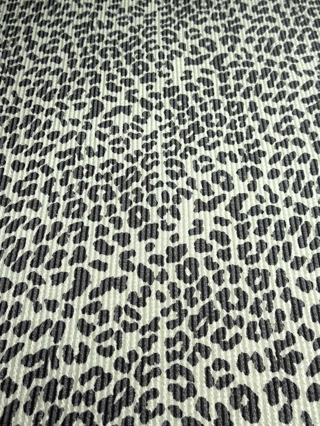 (URBAN RIB) BLACK LEOPARD ON SAGE
