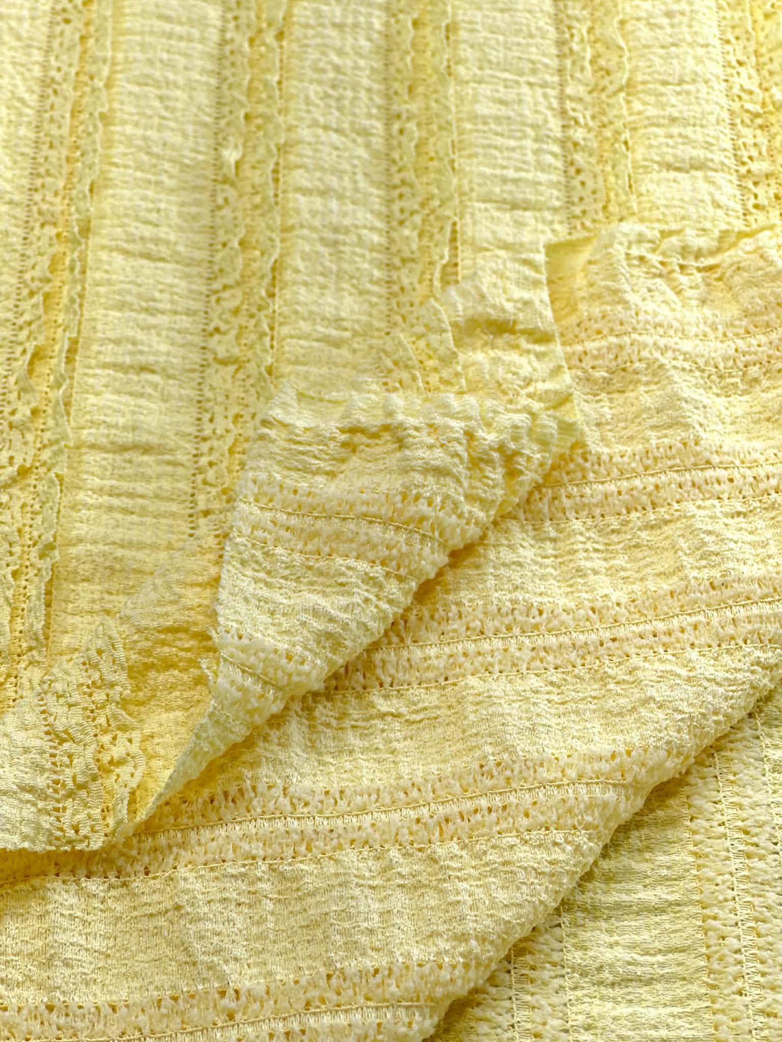 (RUFFLE LACE) LIGHT YELLOW