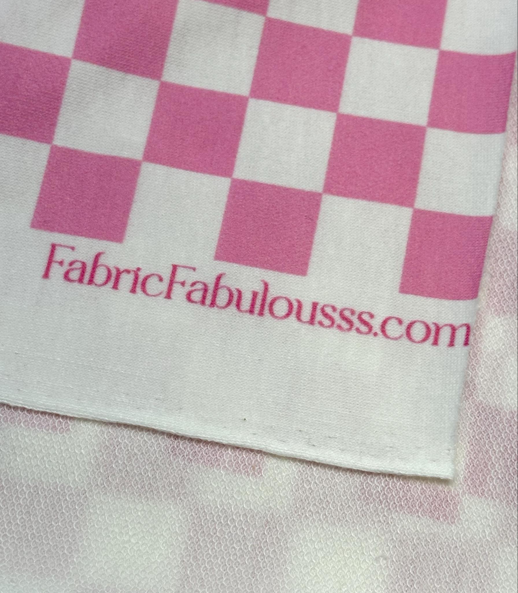 (FRENCH TERRY) PINK AND OFF WHITE CHECKERED