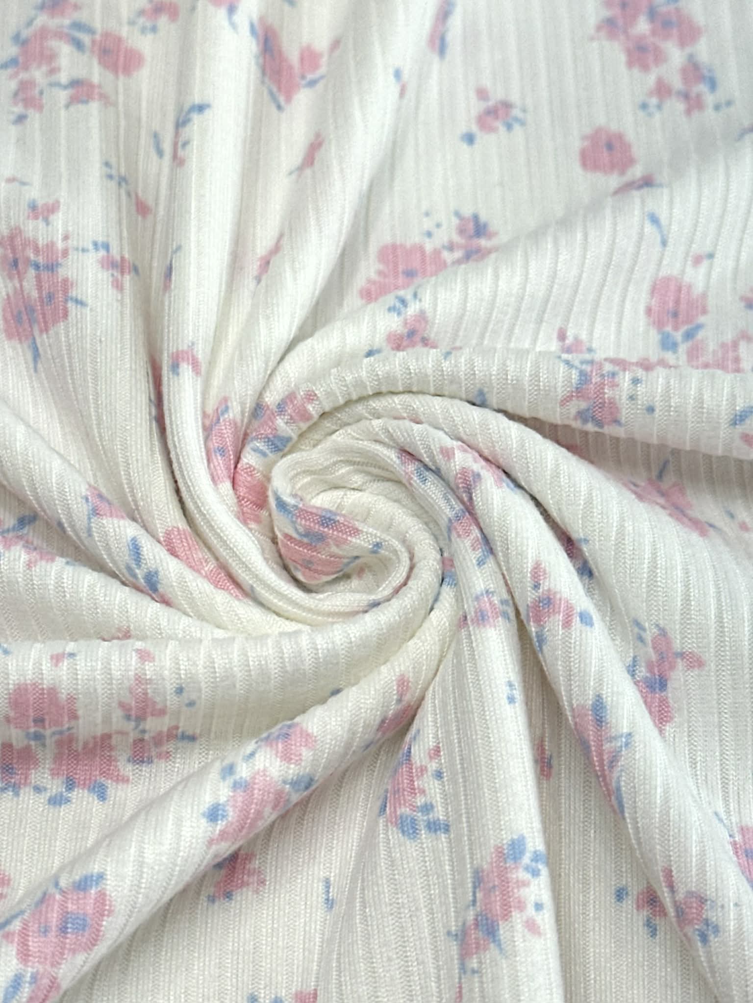 (4X2 YUMMY RIB) PINK AND BLUE TINY FLOWERS ON OFF WHITE