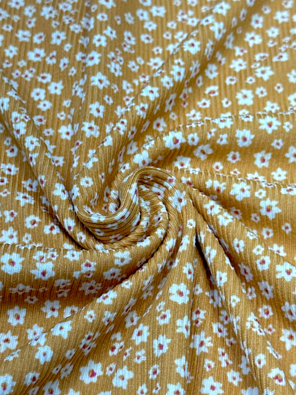 (2X2 YUMMY RIB) OFF WHITE AND FUCHSIA TINY FLOWERS ON ORANGE